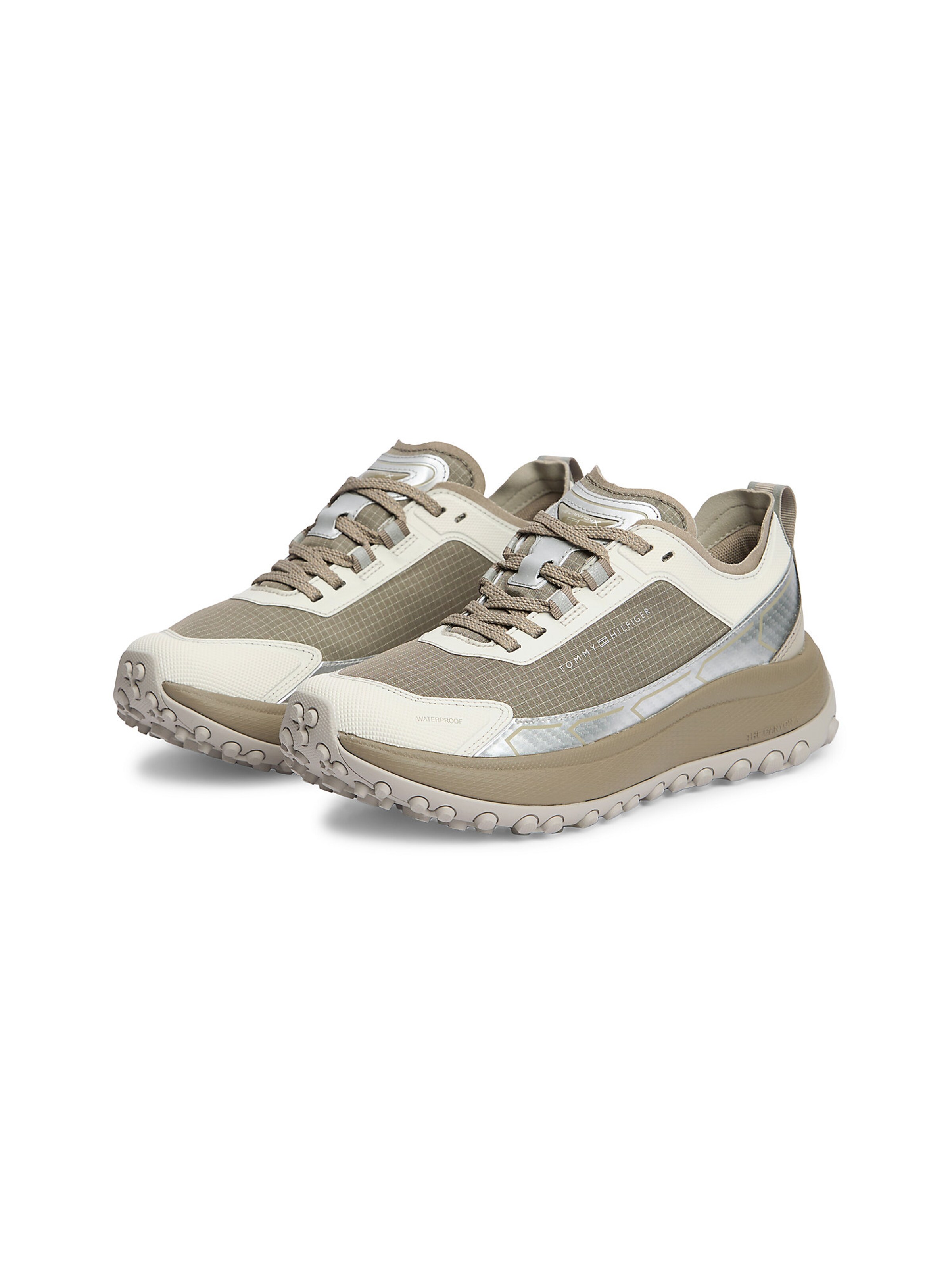 Baskets basses TOMMY HILFIGER en gris