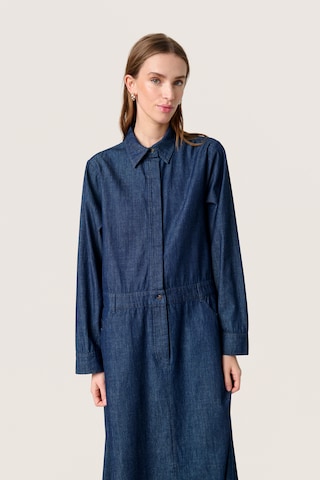 SOAKED IN LUXURY Blusekjole 'Chamy' i blå