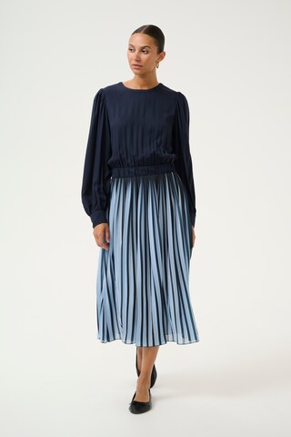 CULTURE Kleid 'Carly' in Blau: Vorderseite
