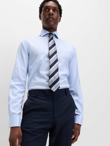 Coupe slim Chemise Marks & Spencer en bleu : devant