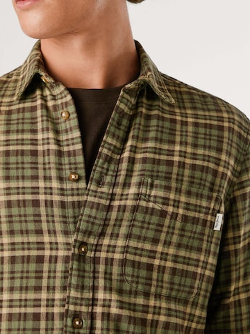 Pepe Jeans Regular fit Button Up Shirt 'Crownley' in Green