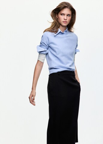 MANGO - Jersey 'NEKKIN' en azul: frente