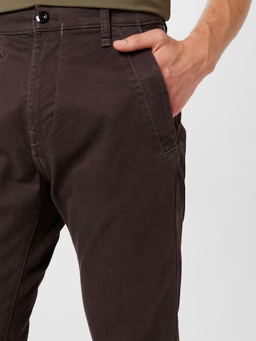 G-Star RAW - Slimfit Calças chino 'Bronson' em castanho