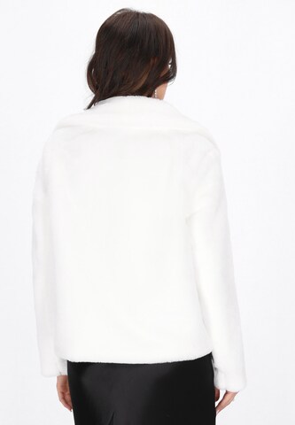 Veste d’hiver 'Fashion Look' faina en blanc