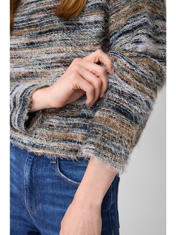 GUESS Sweater in Green
