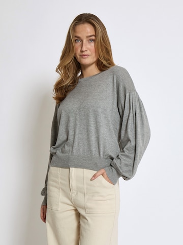 minus Sweater 'Melea' in Grey: front