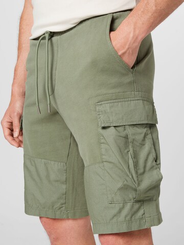 Regular Pantalon cargo s.Oliver en vert