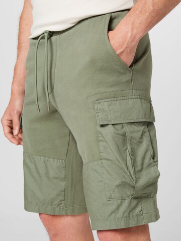 Regular Pantaloni cu buzunare de la s.Oliver pe verde