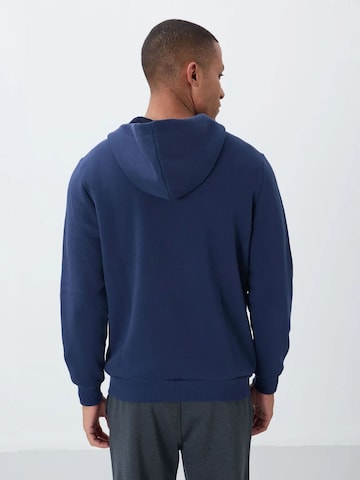 Veste de survêtement Tommy Life en bleu