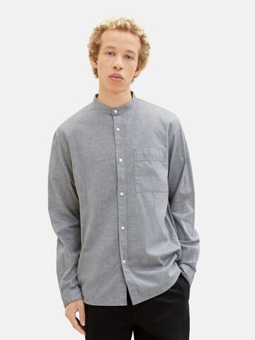 Coupe regular Chemise TOM TAILOR DENIM en gris : devant