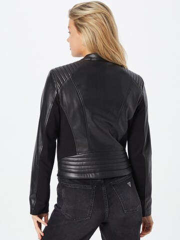 Veste mi-saison 'Flammetta' GUESS en noir