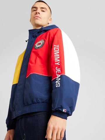 Tommy Jeans Přechodná bunda – modrá