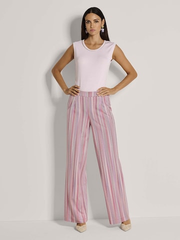 MADELEINE Loosefit Hose in Pink