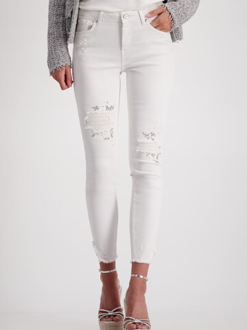 Skinny Jeans di monari in bianco: frontale