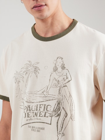 GUESS Shirt 'NO PLAN TO LEAVE' in Beige