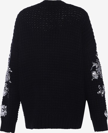 Pullover di faina in nero