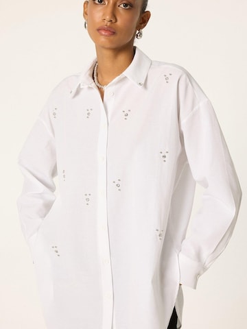 Touché Privé Blouse 'Stone Embroidered Shirt' in White