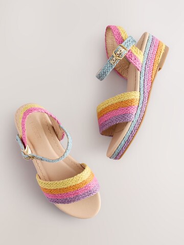 Next Sandaler i pink