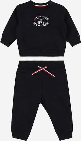 TOMMY HILFIGER Joggingpak in Navy ABOUT YOU
