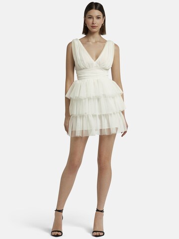Nicowa Cocktail dress in White