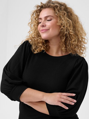 KAFFE CURVE - Blusa 'KCIvena' en negro