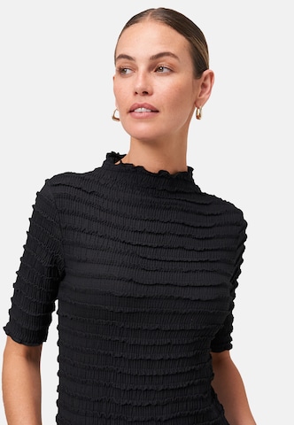zero Shirt in Black