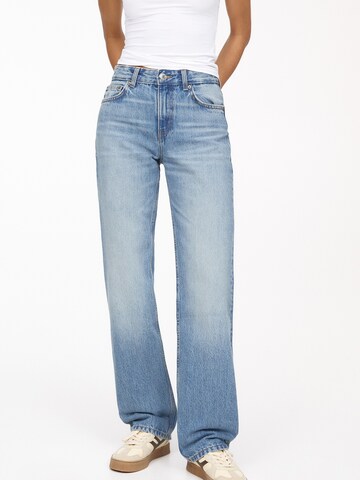 regular Jeans di Pull&Bear in blu: frontale