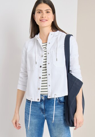 CECIL Between-Season Jacket in White: front