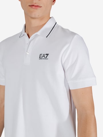 Maglietta '8NPF16 PJVUZ' di EA7 Emporio Armani in bianco