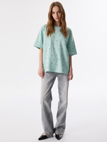 Twist Shirt in Blue