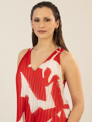 APART Top in Red