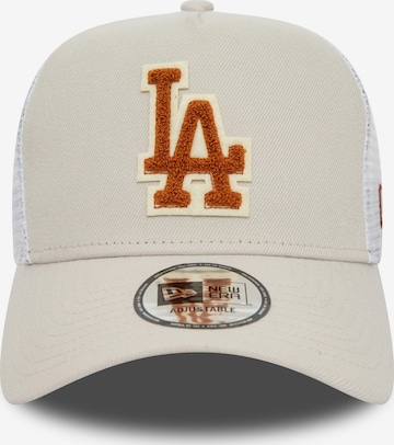 NEW ERA Cap 'MLB Boucle Los Angeles Dodgers Trucker' in Beige: front