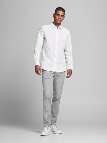 Coupe slim Chemise business 'Joe' JACK & JONES en blanc