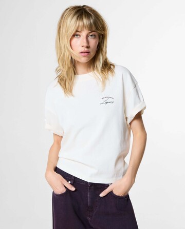Red Bull Racing x Pepe Jeans Shirt in White: front