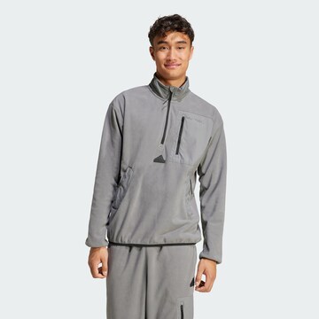 Pullover sportivo 'City Escape' di ADIDAS SPORTSWEAR in grigio: frontale