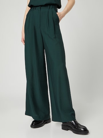 Guido Maria Kretschmer Women Wide leg Bandplooibroek 'Finja' in Groen: voorkant