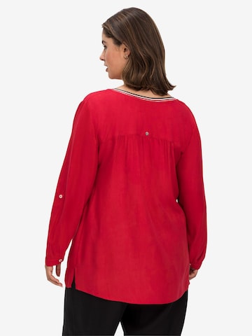 SHEEGO Tunic in Red