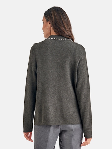 MADELEINE Strickjacke in Grau