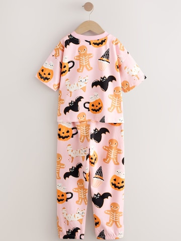 Pijamale de la Next pe roz