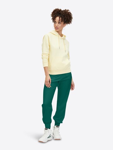 FILA Loosefit Broek 'BUETZOW' in Groen