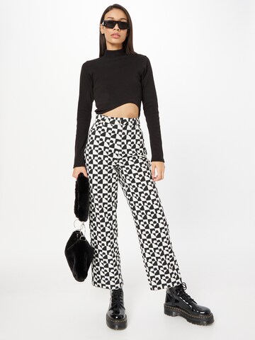 Pulover de la Nasty Gal pe negru