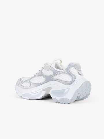 Sneaker bassa 'Dragon' di ASH in bianco