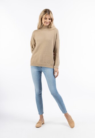 Usha Sweater in Beige