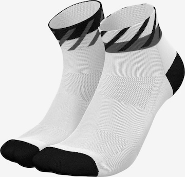 INCYLENCE Athletic Socks 'DISRUPTS SHORT' in White: front