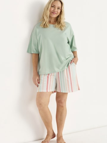 Cellbes of Sweden Shorty in Green: front