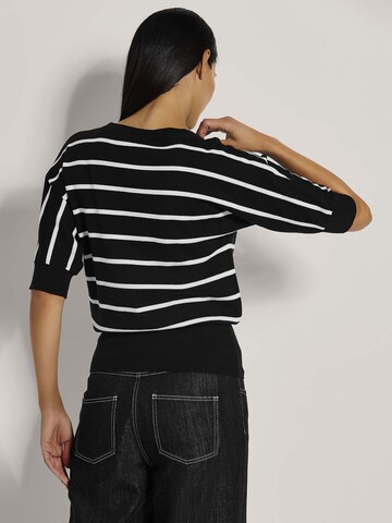 MADELEINE Pullover in Schwarz
