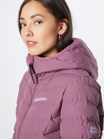 Veste mi-saison 'RabeaAK' Alife and Kickin en violet