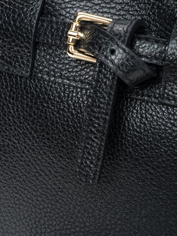 Estro Handbag '1447' in Black