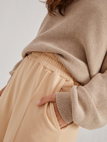 A LOT LESS Wide leg Pants 'May' in Beige