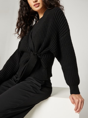 Guido Maria Kretschmer Women Knit Cardigan 'Chiara' in Black